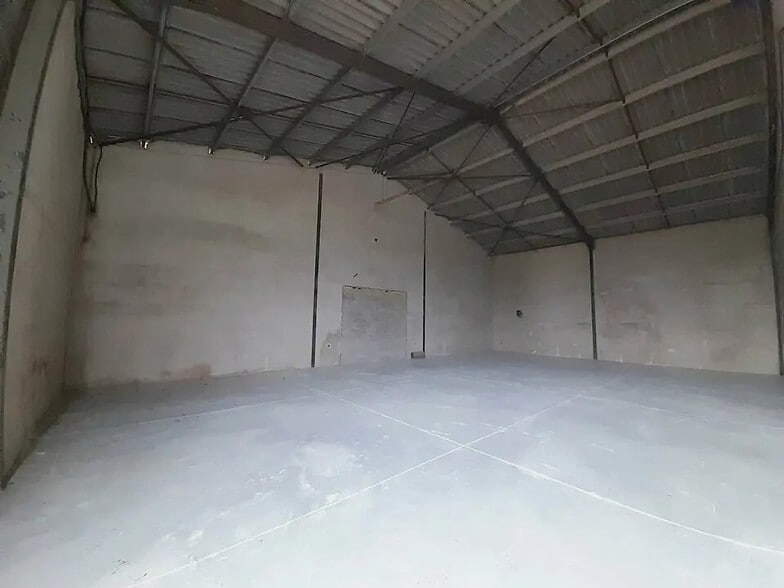 Industriel/Logistique dans Le Cannet-des-Maures à louer - Photo intérieure – Image 3 sur 4