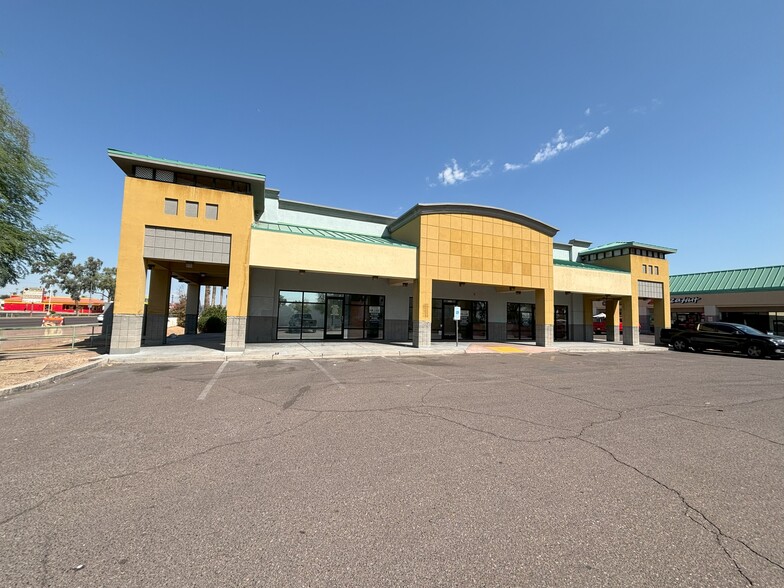 3925 N 67th Ave, Phoenix, AZ à louer - Photo de l’immeuble – Image 3 sur 13