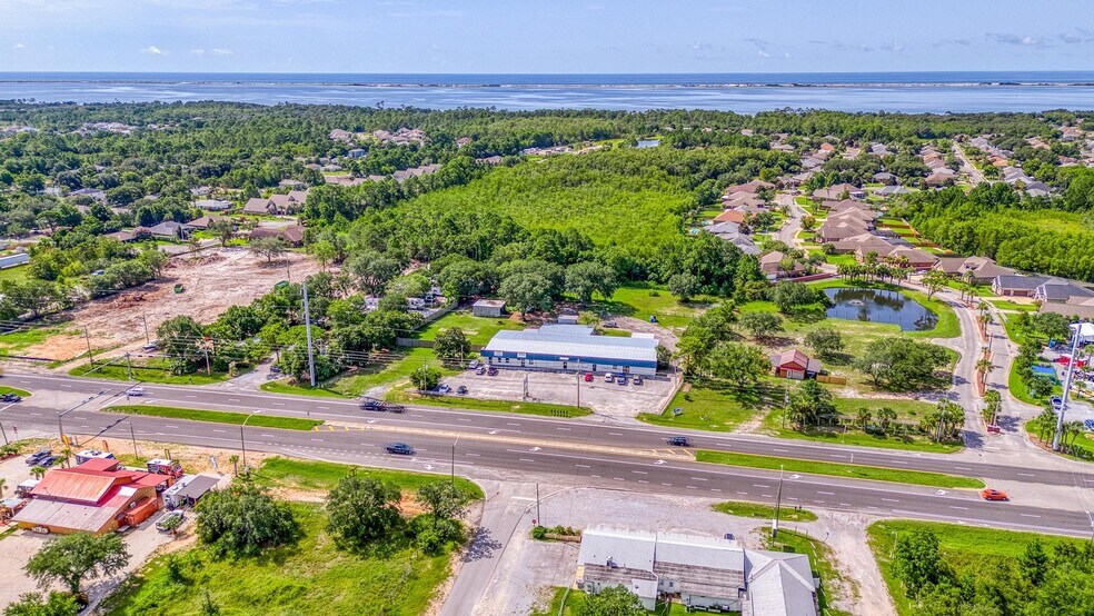 5241-5255 Gulf Breeze Pky, Gulf Breeze, FL à vendre - Photo de l’immeuble – Image 3 sur 30