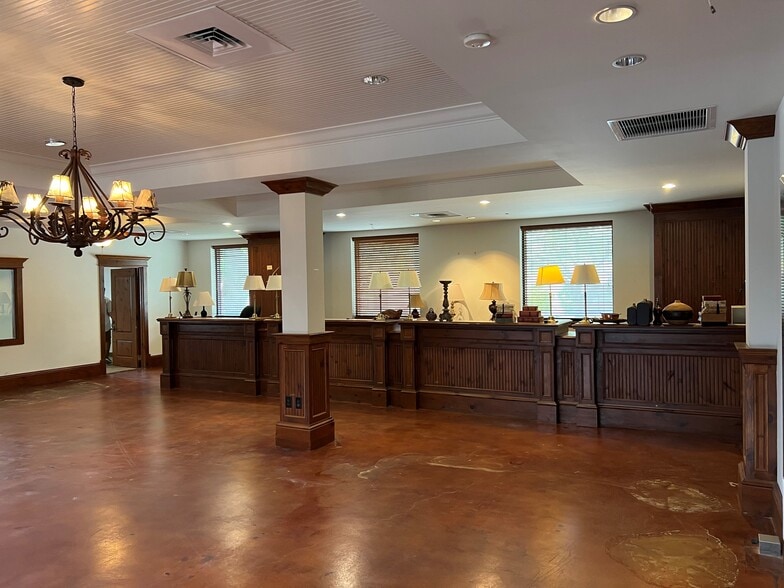 622 Clara Barton Blvd, Garland, TX à louer - Photo intérieure – Image 2 sur 5