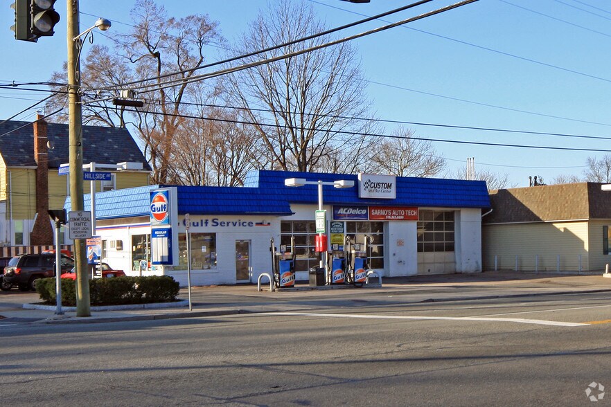 295 Hillside Ave, Williston Park, NY à vendre - Photo de l’immeuble – Image 3 sur 3