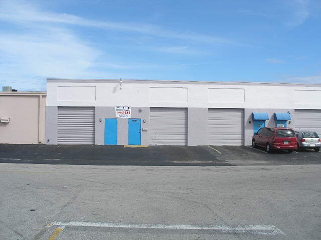 2780-2790 NE 7th Ave, Pompano Beach, FL à louer - Photo de l’immeuble – Image 1 sur 1