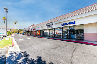 2408-2480 Stearns St, Simi Valley, CA à louer Photo de l’immeuble– Image 2 sur 7