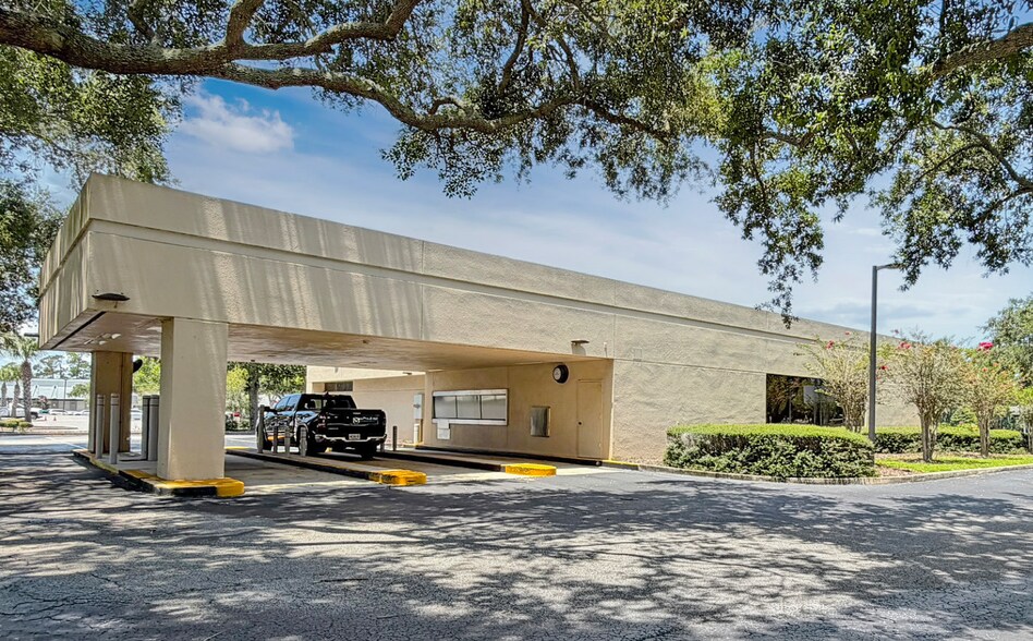 1550 S Clyde Morris Blvd, Daytona Beach, FL à vendre - Photo de l’immeuble – Image 3 sur 5