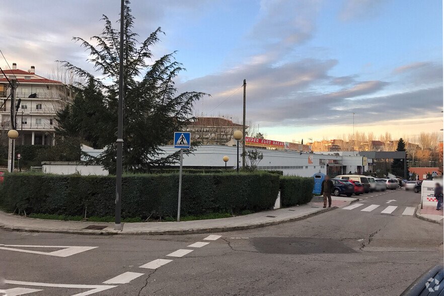 Calle Tamarindo, 13, Móstoles, Madrid à louer - Photo de l’immeuble – Image 3 sur 3