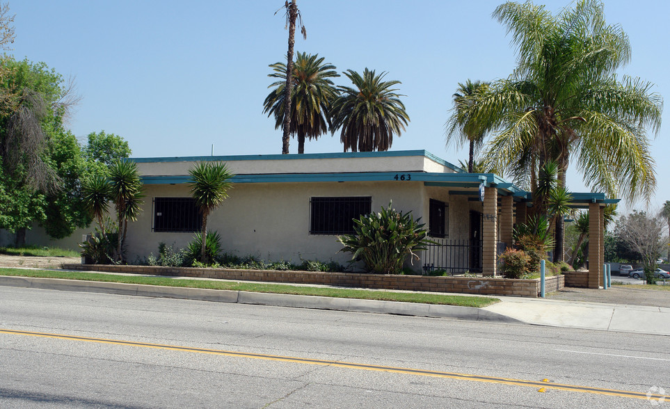 463 N Sierra Way, San Bernardino, CA à vendre - Photo principale – Image 1 sur 10