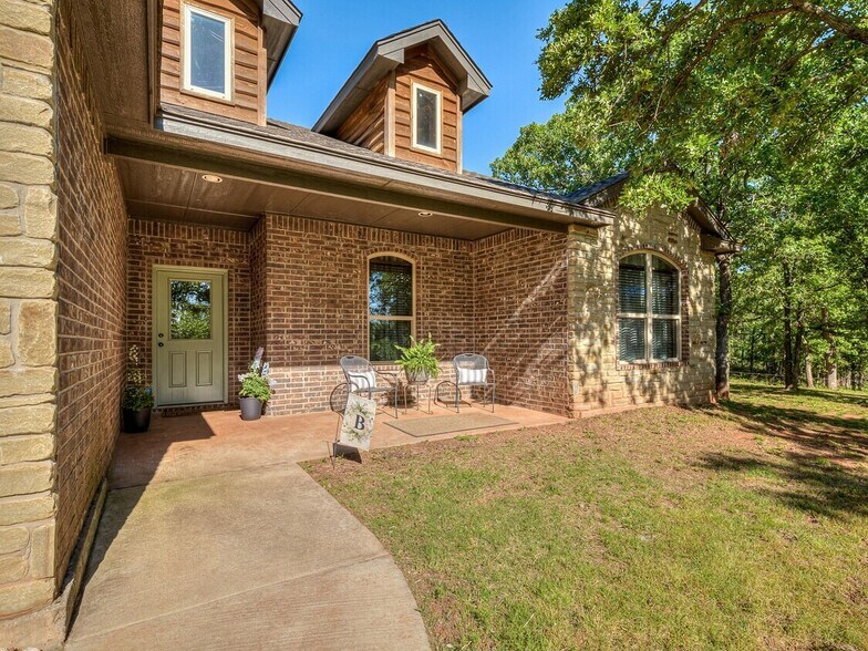 940437 S 3310 Rd, Wellston, OK à vendre - Photo de l’immeuble – Image 2 sur 29