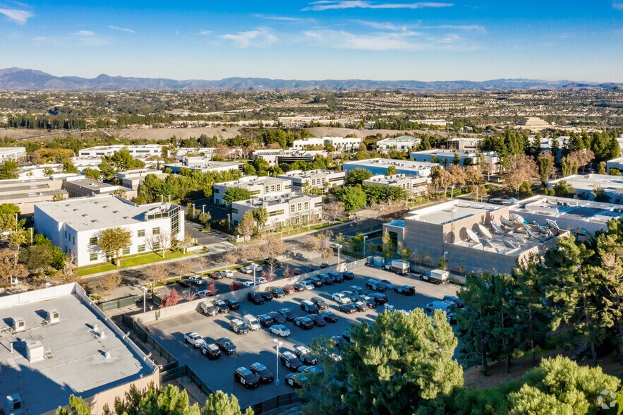 18 Journey, Aliso Viejo, CA à louer - Aérien – Image 2 sur 5
