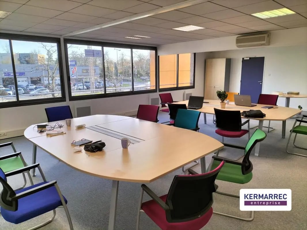 Bureau dans Orvault à louer Photo de l’immeuble– Image 1 sur 7