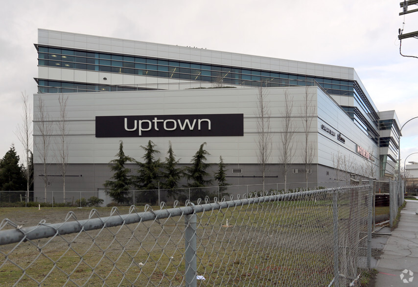 3450 Uptown Blvd, Victoria, BC à louer - Photo de l’immeuble – Image 3 sur 16