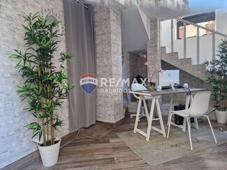 Plus de détails pour Local commercial à vendre