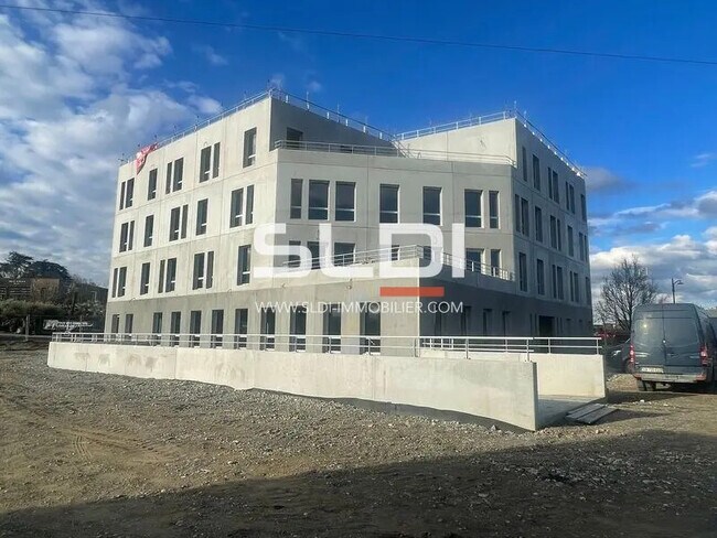 Plus de détails pour Bureau à louer