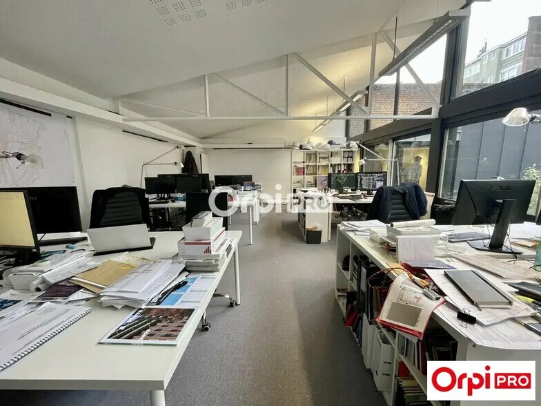 Bureau dans Lille à louer - Photo de l’immeuble – Image 2 sur 9