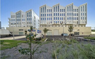 Plus de détails pour Local d'activités à louer