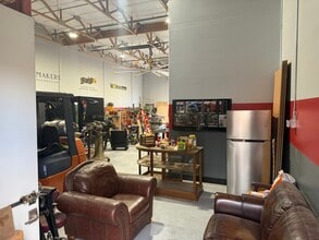 2010 W Parkside Ln, Phoenix, AZ à louer Hall d’entrée– Image 2 sur 6