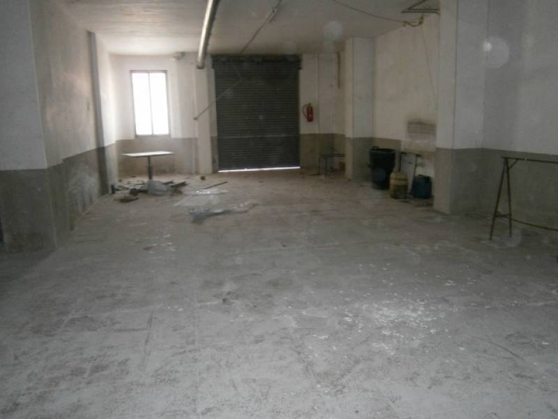 Local commercial dans MONÒVER à louer Photo intérieure– Image 1 sur 4