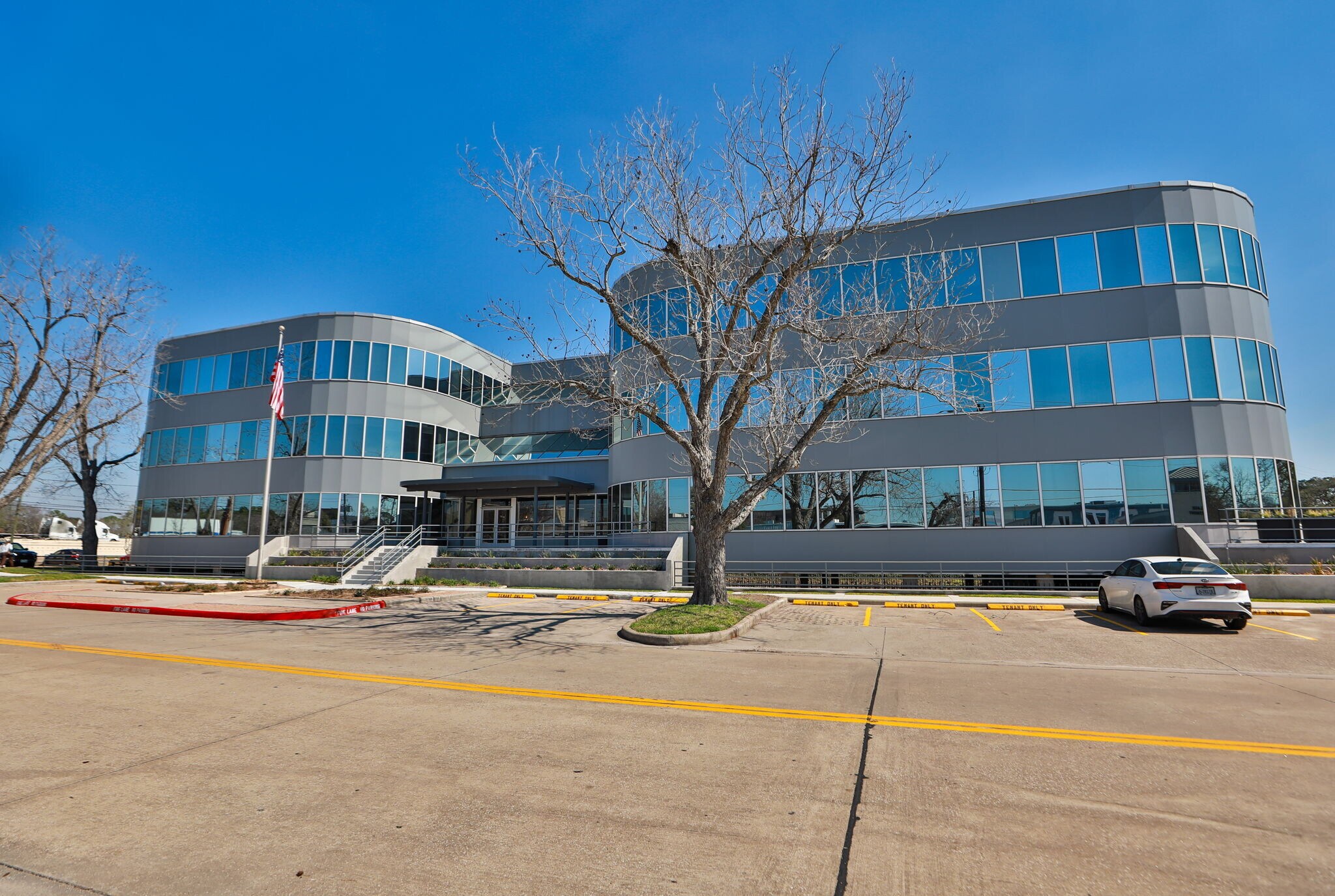 8955 Katy Fwy, Houston, TX à louer Photo principale– Image 1 sur 17