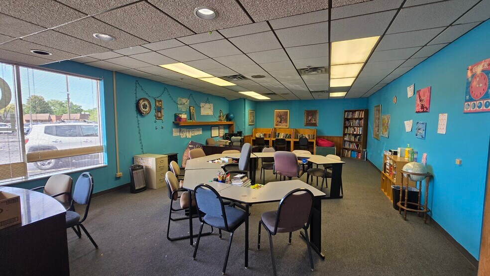 17704-17718 Oak Park Ave, Tinley Park, IL à vendre - Photo intérieure – Image 3 sur 9