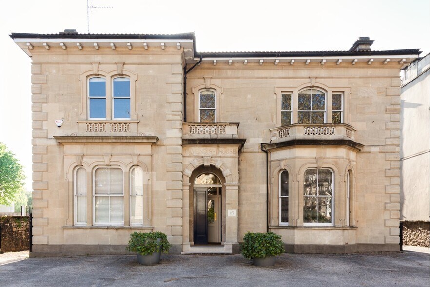 15 Whiteladies Rd, Bristol à louer - Photo de l’immeuble – Image 2 sur 7