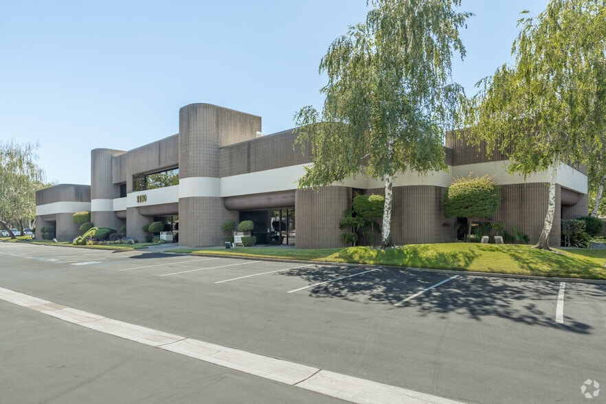 1450 Harbor Blvd, West Sacramento, CA à louer - Photo principale – Image 1 sur 12
