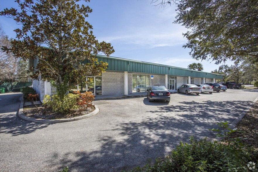 8111 Blaikie Ct, Sarasota, FL à louer - Photo principale – Image 1 sur 2