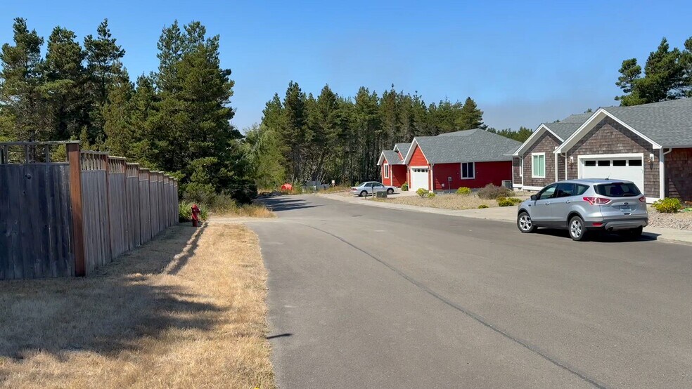 211 Pioneer Rd, Long Beach, WA à vendre - Vidéo sur l’annonce professionnelle – Image 2 sur 16