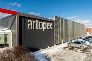 Plus de détails pour 2117-2129 Rue Berlier, Laval, QC - Industriel/Logistique à louer