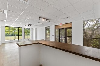 1834-1836 Keller Pky, Keller, TX à louer Photo intérieure– Image 1 sur 8