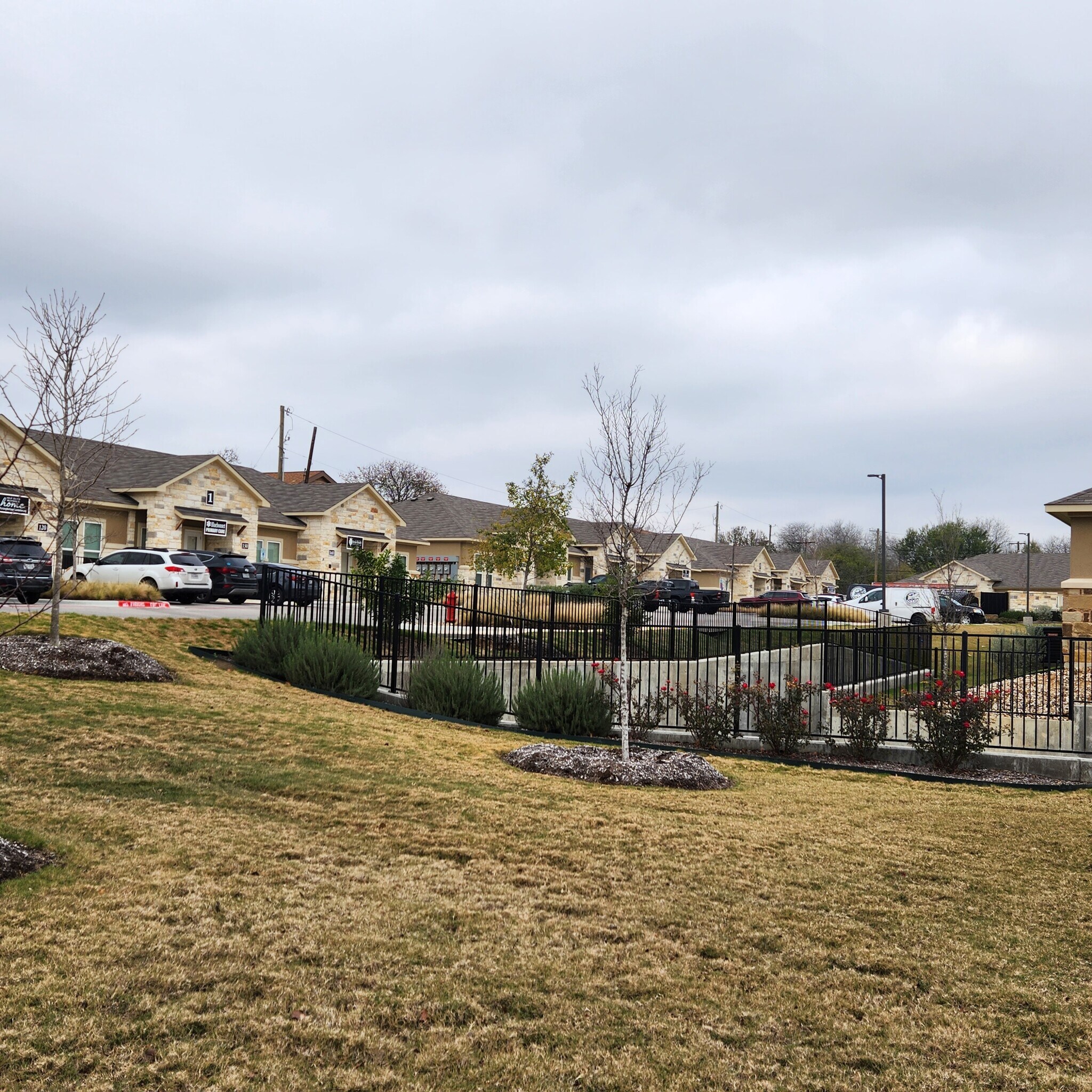 1000 Gattis School Rd, Round Rock, TX à louer Photo principale– Image 1 sur 32