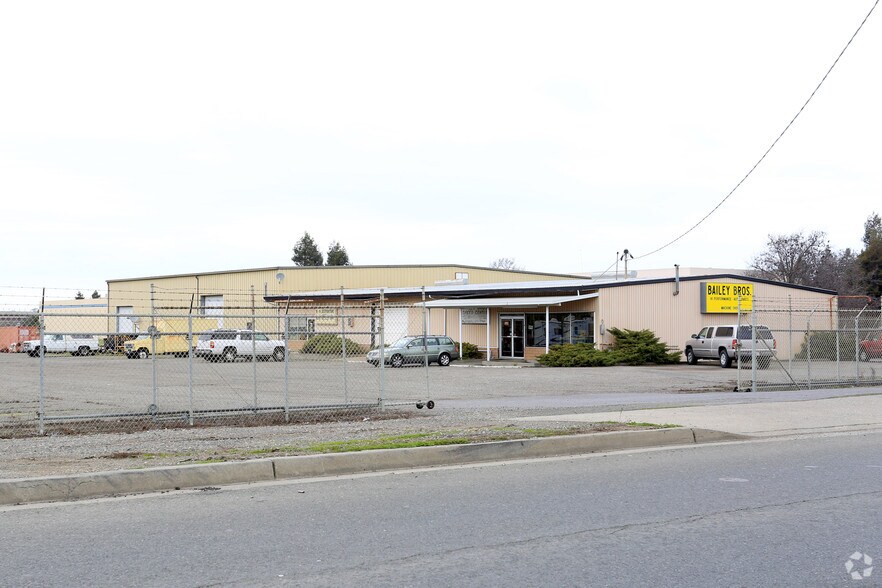 4901-4911 Paoli Loop Rd, American Canyon, CA à vendre - Photo de l’immeuble – Image 3 sur 4