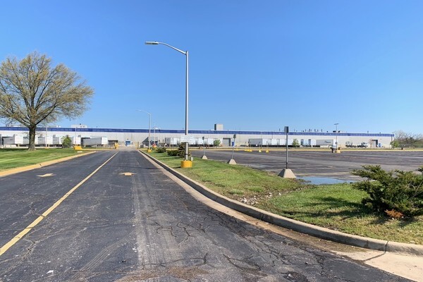 7700 Michigan Ave, Saline, MI à louer - Photo de l’immeuble – Image 2 sur 3
