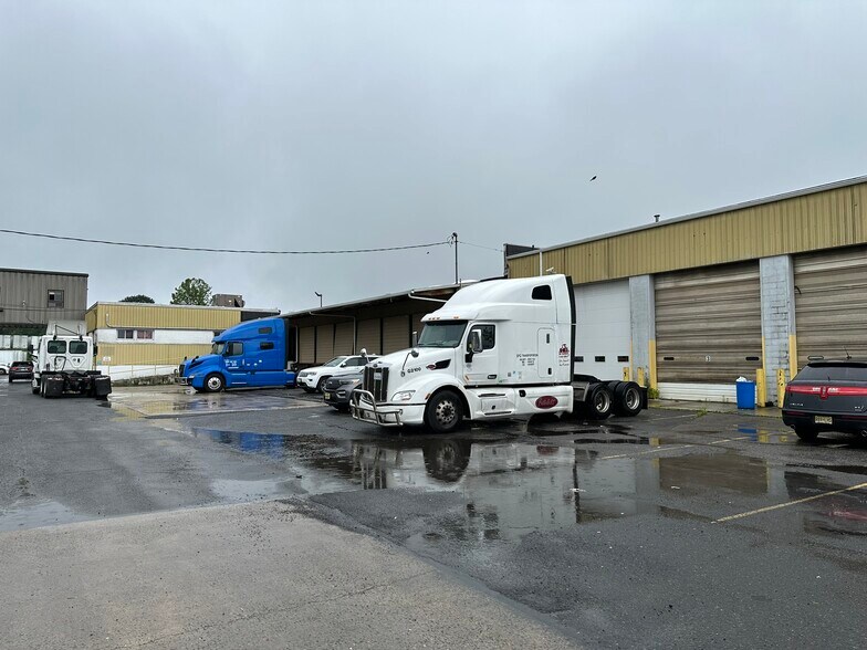 15 Frontage Rd, Hampton, NJ à vendre - Photo de l’immeuble – Image 3 sur 10