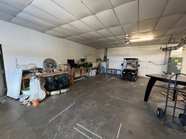 800 S Locust St, Denton, TX à vendre - Photo de l’immeuble – Image 3 sur 12