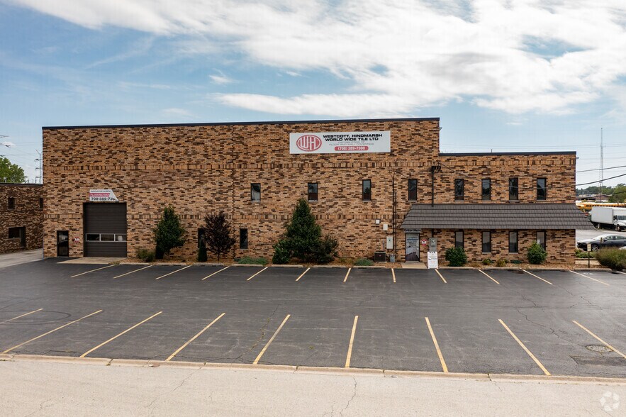 4707 W 138th St, Crestwood, IL à vendre - Photo de l’immeuble – Image 3 sur 11