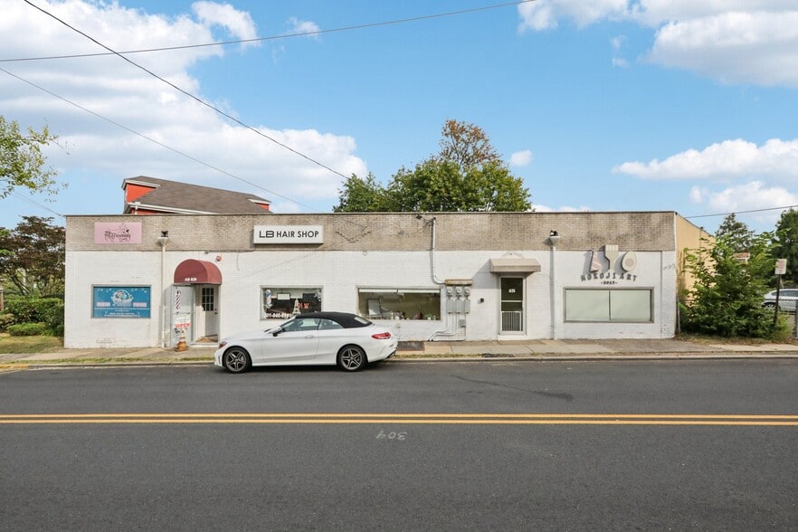 825-829 Rt-5, Ridgefield, NJ à vendre - Photo principale – Image 1 sur 10