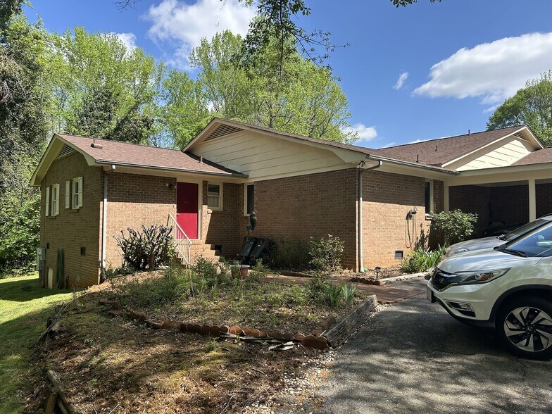 1413 N Lafayette St, Shelby, NC à vendre - Photo de l’immeuble – Image 3 sur 10