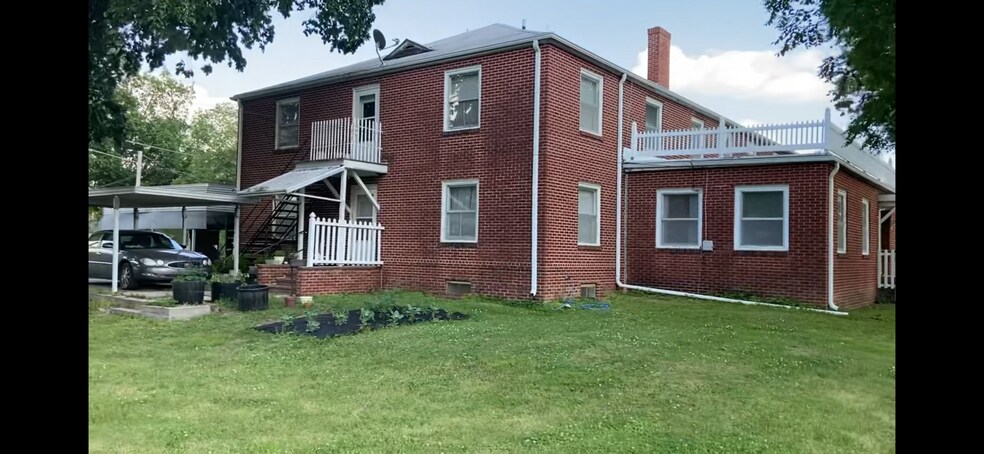 2703 M St, Belleville, KS à vendre - Photo principale – Image 1 sur 2