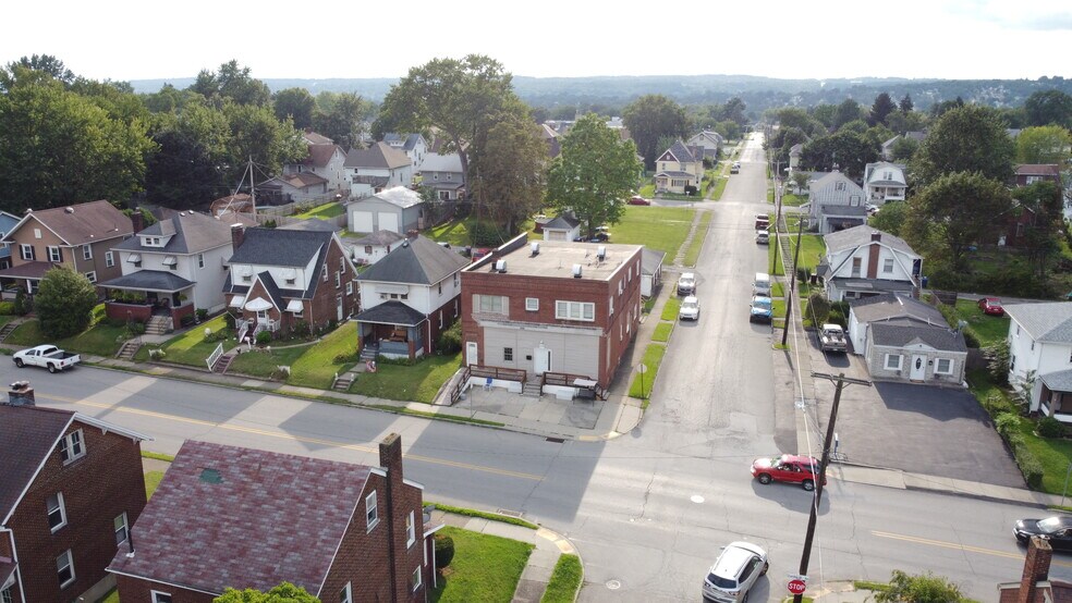 474 Stambaugh Ave, Sharon, PA à vendre - Photo de l’immeuble – Image 3 sur 12