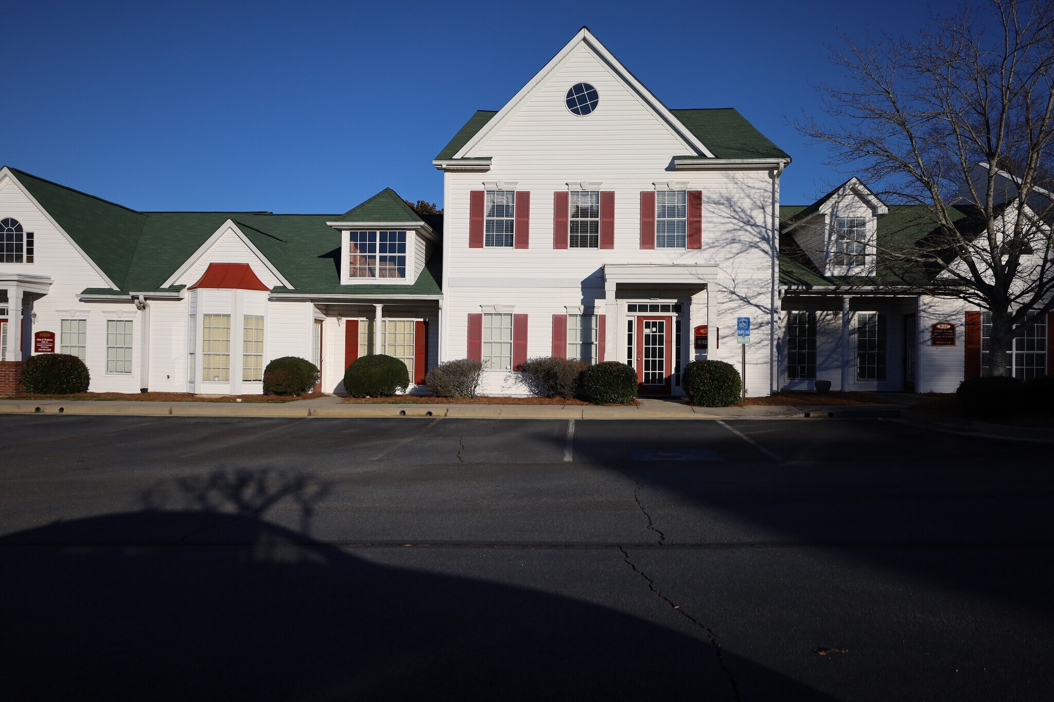 707 Whitlock Ave SW, Marietta, GA à louer Photo principale– Image 1 sur 16