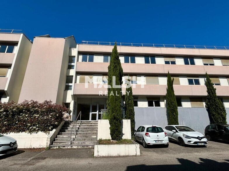 Bureau dans Écully à vendre - Photo de l’immeuble – Image 2 sur 18