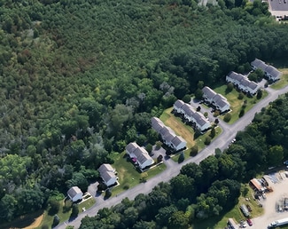 Plus de détails pour 39 Summersweet Dr, Poughkeepsie, NY - Logement à vendre