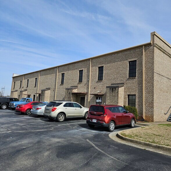 1878 Jeff Rd NW, Huntsville, AL à vendre - Photo de l’immeuble – Image 3 sur 5