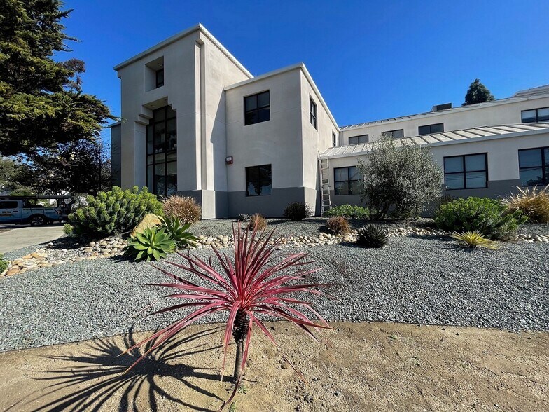 3701 S Higuera St, San Luis Obispo, CA à louer - Photo de l’immeuble – Image 2 sur 11