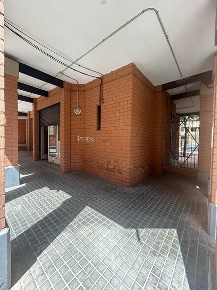 Immeuble residentiel dans Sabadell, Barcelona à vendre - Photo intérieure – Image 1 sur 2