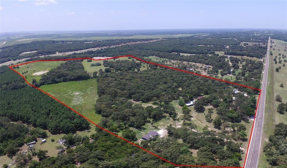 1390 US Highway 75 S, Buffalo, TX à vendre - Photo principale – Image 1 sur 14