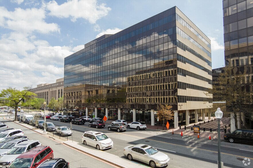 400 C St SW, Washington, DC à louer - Photo de l’immeuble – Image 2 sur 5