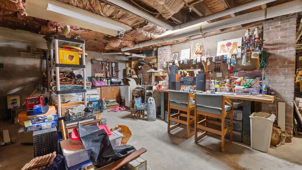 465 Chapel St, Lee, MA à vendre - Photo de l’immeuble – Image 3 sur 43