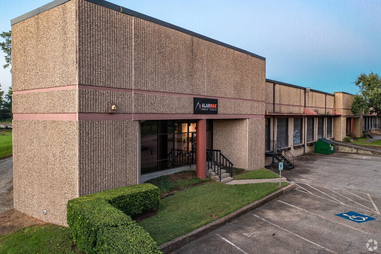 302-350 W 38th St, Houston, TX à louer Photo intérieure– Image 1 sur 1