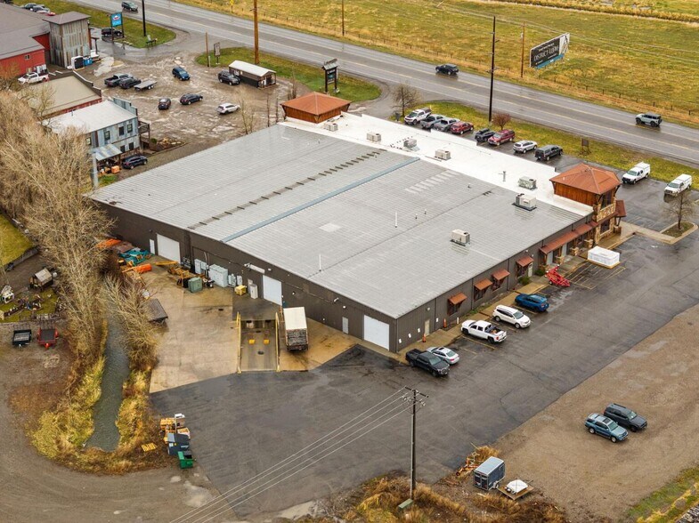 81211 Gallatin Rd, Bozeman, MT à vendre - Photo de l’immeuble – Image 2 sur 31