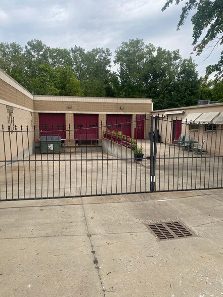 1933 N 10th St, Kansas City, KS à vendre - Photo de l’immeuble – Image 3 sur 9